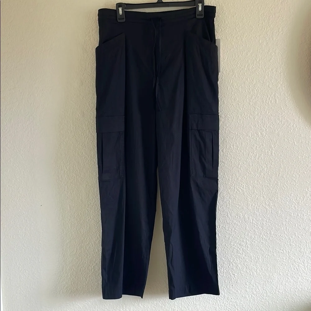 NWT Athleta Paradise Straight Leg Cargo Pant Black Size S - Picture 5 of 9